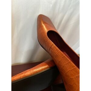 Naturalizer Women's Orange Croc-Embossed Shoes